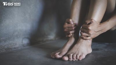 女嬰遭開車輾斃!驚揭亂倫案 美父霸佔國中女兒「生出自己外孫」