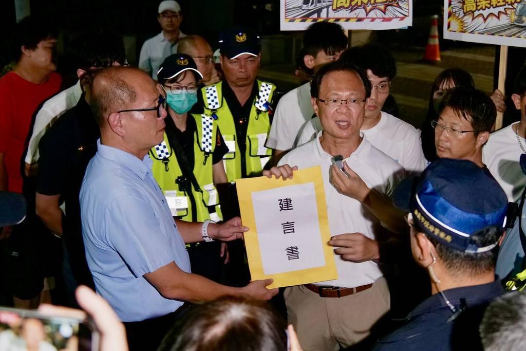 ▲嘉義市長候選人張啓楷駁斥抹黑指控。(圖/台灣民眾黨提供)