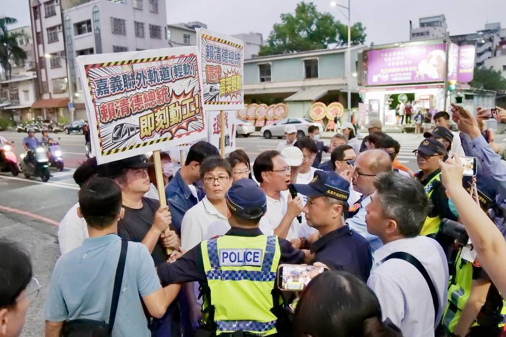 ▲張啓楷表示早已具體擘劃新政見，要延續黃敏惠優質施政，市長候選人格調「高下立判」。(圖/台灣民眾黨提供)