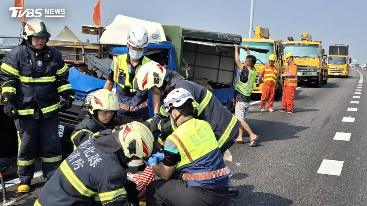 國3小貨車追撞施工車!1人搶救無效 夫妻天人永隔