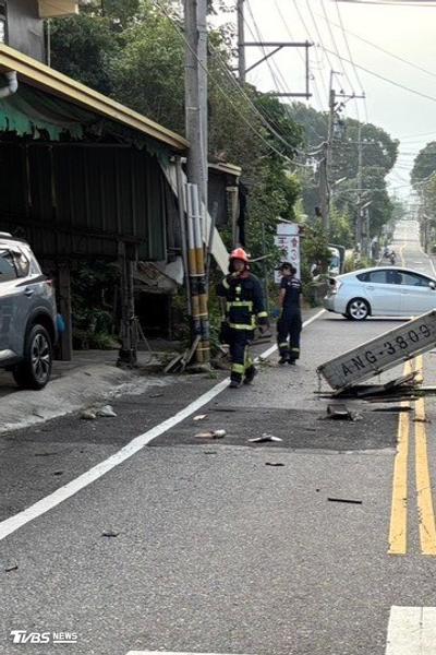 台中新社死亡車禍!小貨車猛撞橋墩衝民宅 駕駛「斷掌」受困慘死