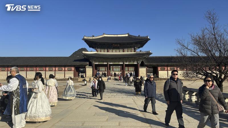 許多遊客會去首爾景福宮。(圖/達志影像美聯社)