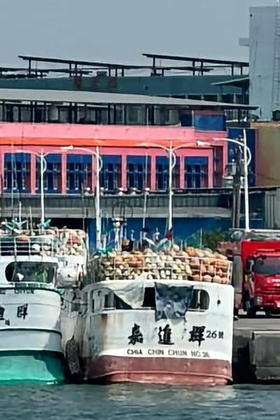 岸邊留機車!東港釣客墜海亡「遺體漂到外海」 妻認屍崩潰