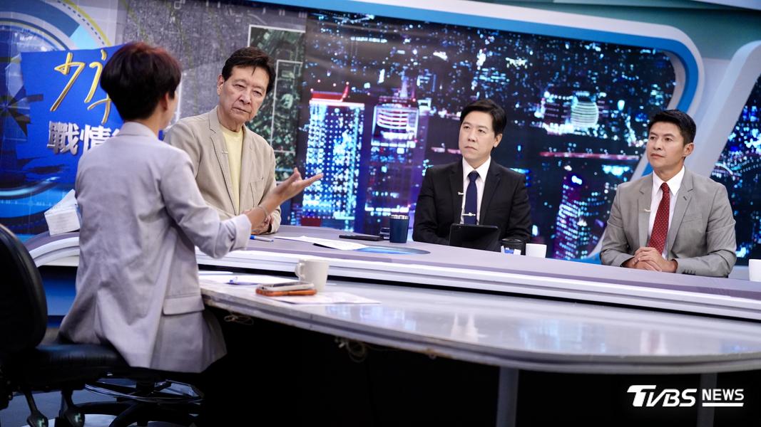 陳亭妃15日接受TVBS《少康戰情室》專訪。(圖/華子琛攝)