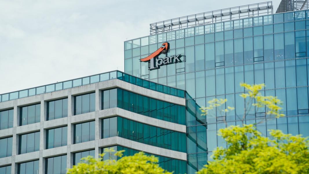 ▲Tpark 遠東通訊園區|新板特區的高效樞紐。(圖/新北市政府民政局)