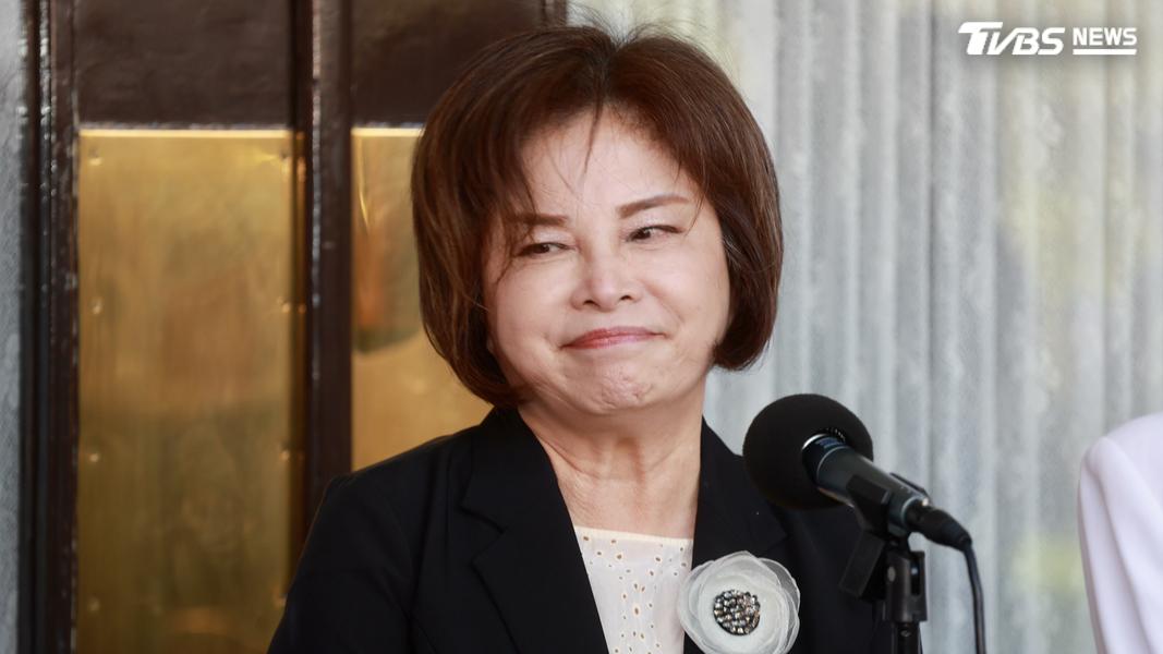 賴惠員表示,對社會深感歉意。(圖/華子琛攝)