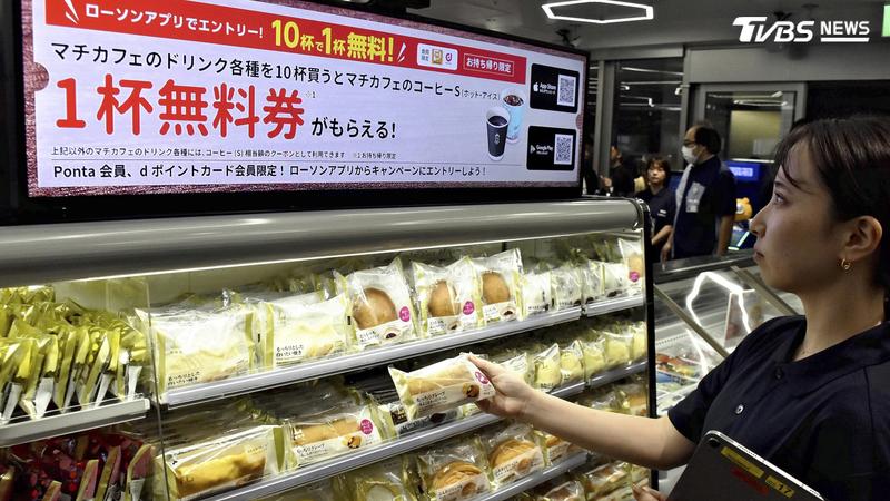 日本三重縣議會16日正式全會一致通過《三重縣奧客行為防治條例案》,若大聲咆哮、無理要求道歉將受罰。(圖/達志影像路透社)