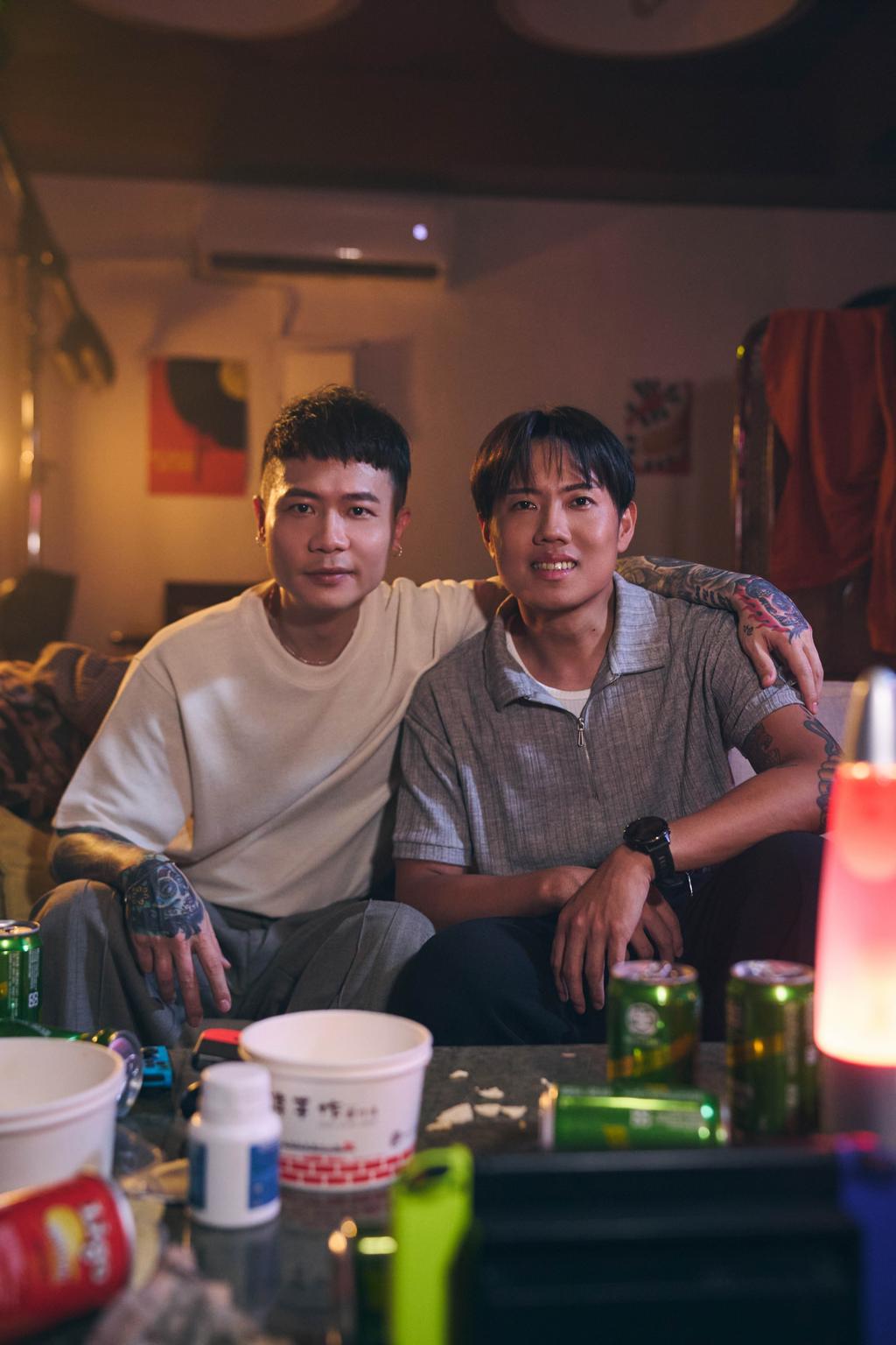 蕭秉治合作玖壹壹洋蔥推出全新單曲。(圖/相信音樂提供)