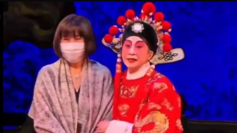 國寶級天后江蕙與粵劇國寶龍劍笙驚喜合體。(圖/翻攝自臉書)