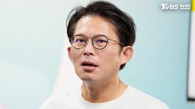 批賴清德對長者免健保帶頭造謠 黃國昌:有種就出來辯論