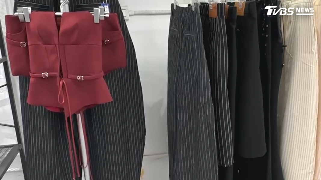 連姓男子同樣全身精品服飾,專挑潮牌店下手(圖/TVBS)