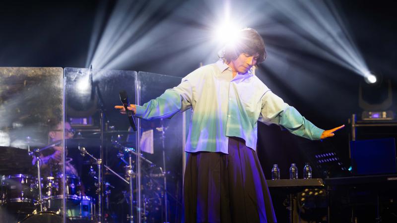 郭子&浮花樂隊「原來的那首歌」演唱會16日晚間在台北華山Legacy登場。(圖/寬宏藝術提供)