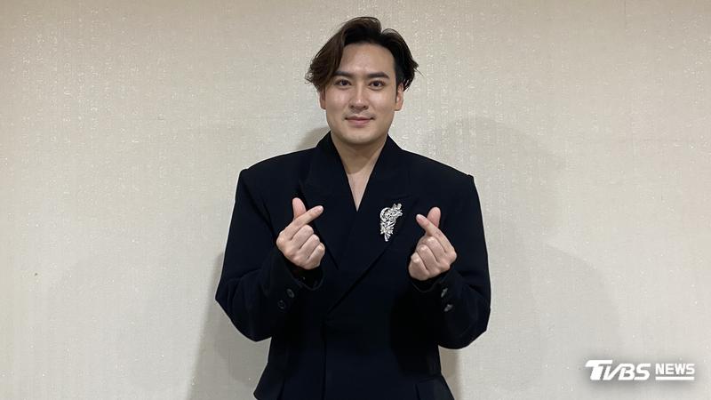 沈建宏驚喜現身釜山,在HARU的演唱會後也接受訪問。(圖/林坤緯攝)