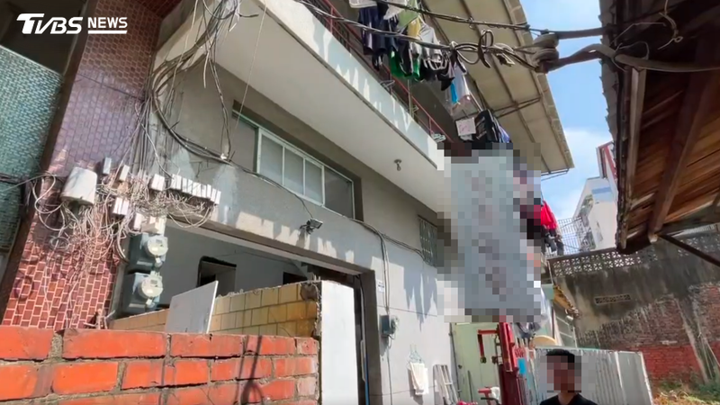嘉義市民生北路一處出租公寓驚傳鄰居殺人命案。(圖/TVBS)