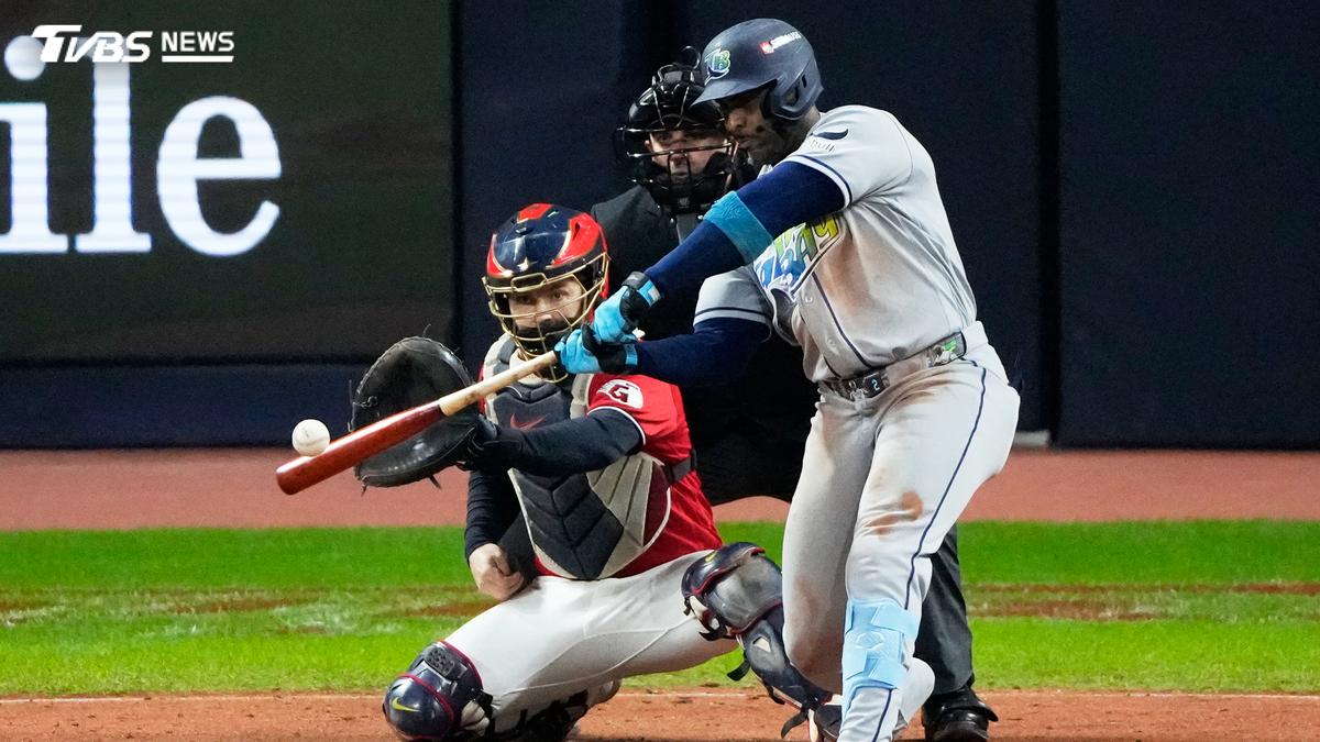 MLB/迪亞茲9局致命兩分砲!光芒7比3力克守護者 扳平系列賽