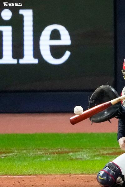 MLB/迪亞茲9局致命兩分砲!光芒7比3力克守護者 扳平系列賽