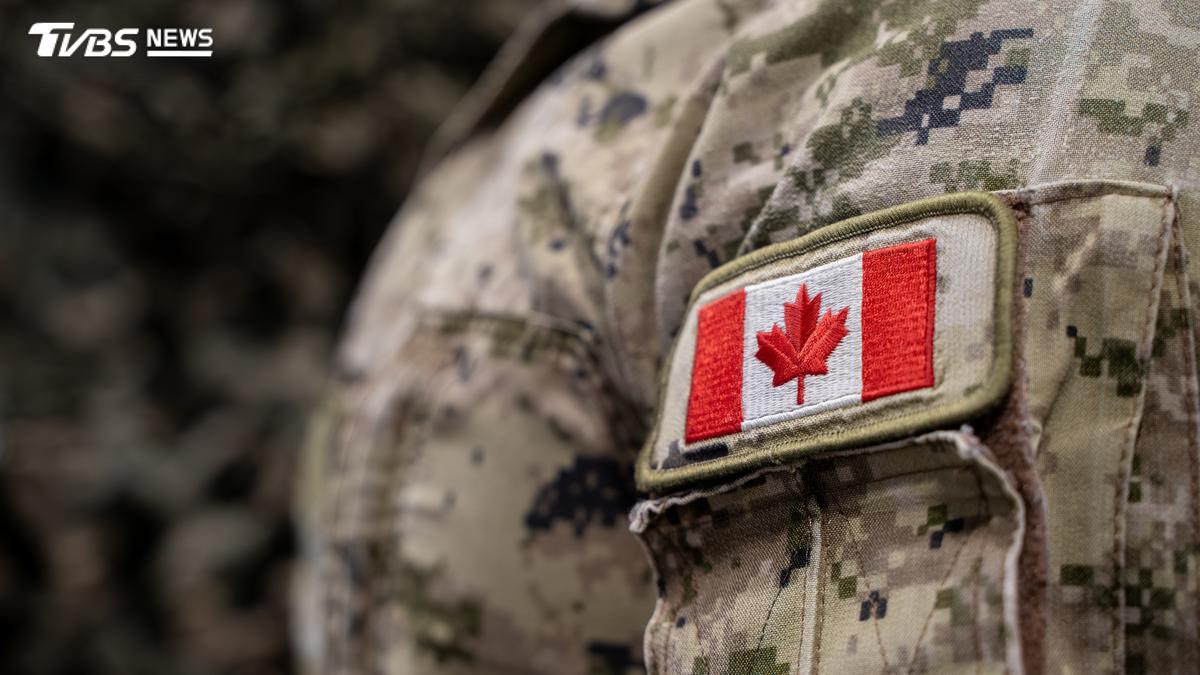 加拿大軍事基地爆大火!火舌越過圍籬狂燒 國防部證實多人死傷