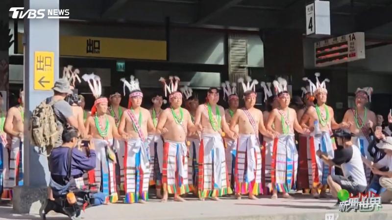 由原住民族電視台温庭萱、施俊榮、柯世明、田德昌、丁至軒完成的作品「黑色泥流來了,馬太鞍溪堰塞湖」獲得第十屆《全球華文永續報導獎》專業組影片類長版優等獎