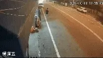 新竹-穿越馬路-行人違規-機車事故-車禍-移工