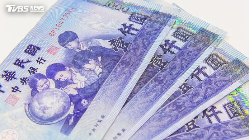 勞保年資11年!家庭主婦「這套組合拳」退休月領1.5萬。(圖/Shutterstock達志影像)