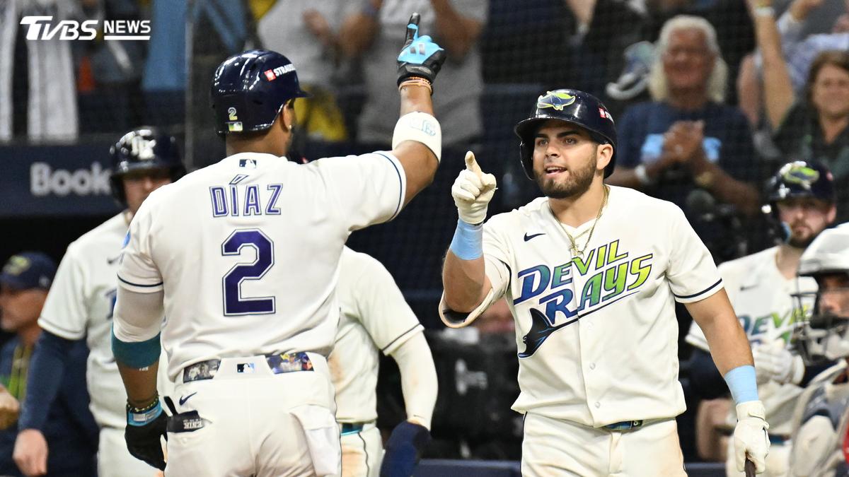 MLB/狄亞茲兩分砲重擊!光芒7:3守護者 隊史第3次闖世界大賽