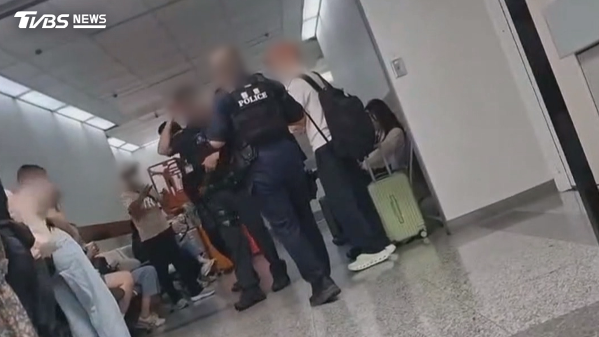 小港機場爆口角!民眾喊「警察仔」惹怒警