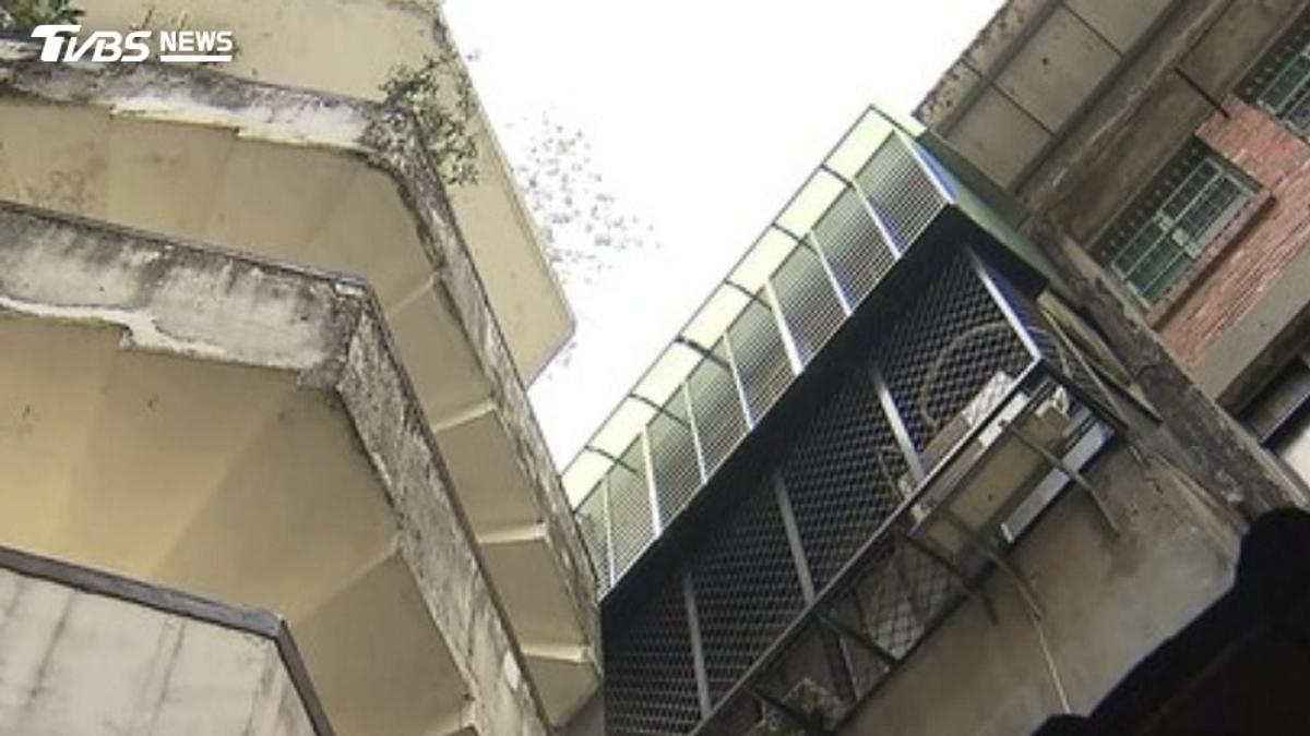 不怕爬樓梯能省百萬?公寓頂樓便宜近3成「同樣30坪差逾150萬」