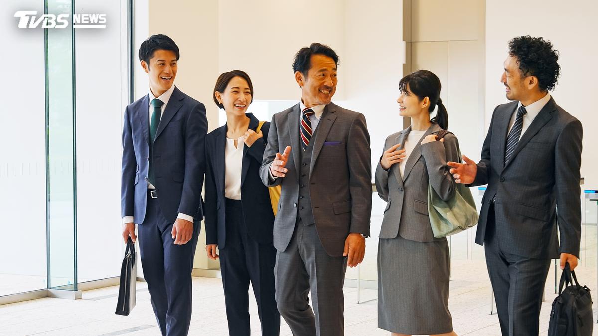 10月最後一週「事業猛踩油門」!4生肖職場好消息浮現