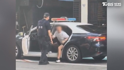 警車搭習慣了? 阿志頭男藉酒醉闖警車 辯稱搭錯仍罰2千