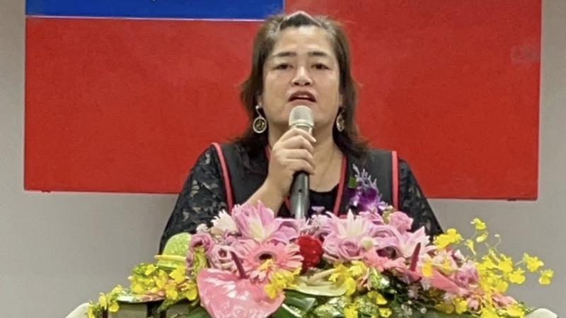 秀林鄉代會主席駱燕玲宣布退出民進黨,並且加入國民黨。(圖/翻攝自駱燕玲臉書)