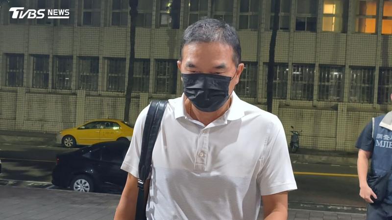 林進財時任寶碩財務科技總經理,300萬元交保並限制出境出海。(圖/陳冠宇攝)