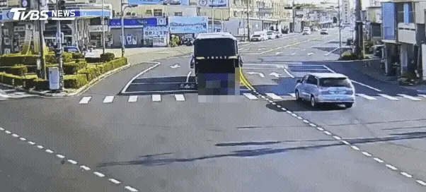 遊覽車-機車-碰撞-田中-彰化