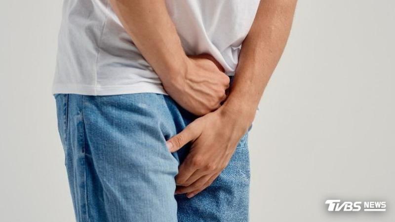 男病患GG腫得像「麵龜」急衝醫院求助。(示意圖/TVBS資料照)
