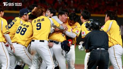 中職/兄弟「奪還」續命!5:4逆轉勝味全龍 絕境逼出G5