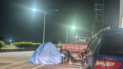 嘉義東石死亡車禍!19歲女追撞違停大貨車 零件噴一地慘亡