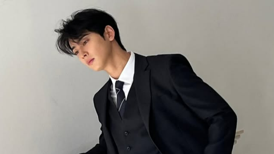 以男團ASTRO出道的韓國男星車銀優。(圖/翻攝自IG@eunwo.o_c)