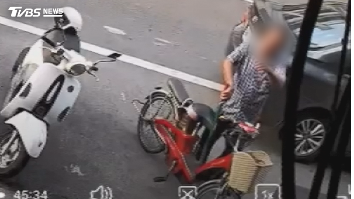男勒童脖遭告 竟持柴刀揚言潑汽油