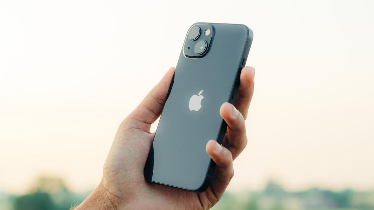 新機上市大家不換?9月二手機回收量減 「這款iPhone」殘值剩4千