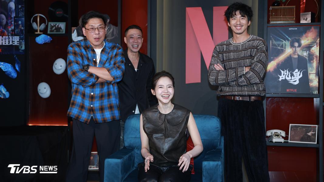 左起《回魂計》導演許肇任、製作人楊庭愷、林廷憶傅孟柏。(圖/黃城碩攝)