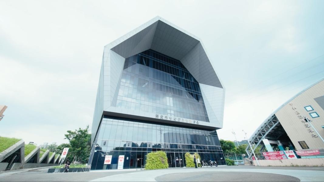 ▲中和國民運動中心|整合多元運動與親子設施,打造不同世代共享的活力場域。(圖/新北市政府民政局提供)