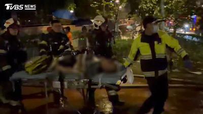 板橋深夜惡火!「濃煙竄整棟大樓」 63歲男困臥室OHCA送醫不治