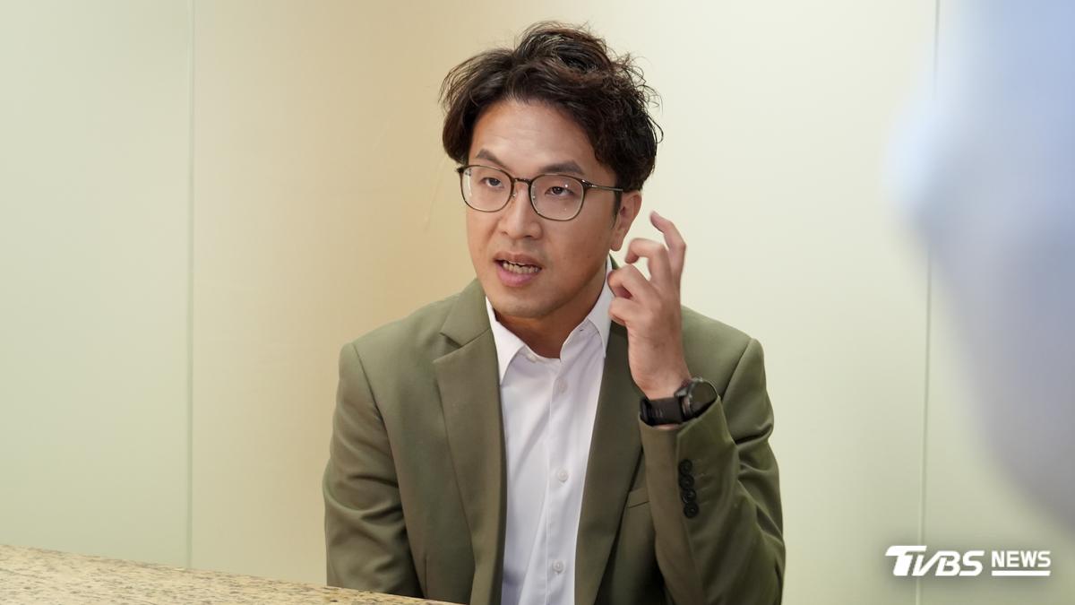 獨/沈伯洋忙選戰!老婆驚「選台北市長」竟忘算塔羅