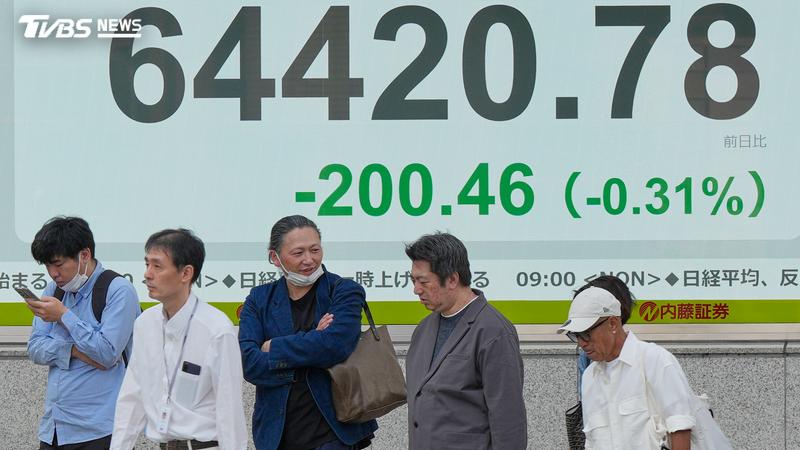 日本股市連日下跌。(圖/達志影像美聯社)