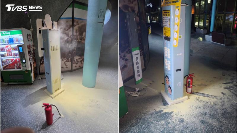 宜蘭轉運站內的行動電源租借站發生火警,員警及時滅火。(圖/TVBS)