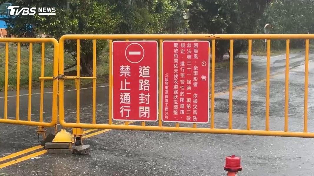 台9線蘇花公路和仁至崇德段緊急封閉。(圖/TVBS)