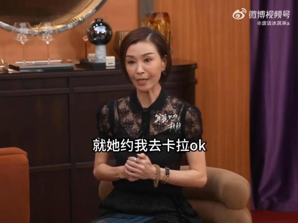 伍詠薇在節目中曝光娛樂圈暗黑潛規則。 (圖/翻攝自微博)