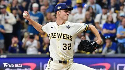 MLB/38球破160公里!釀酒人火球男場邊和小球迷換寶可夢卡
