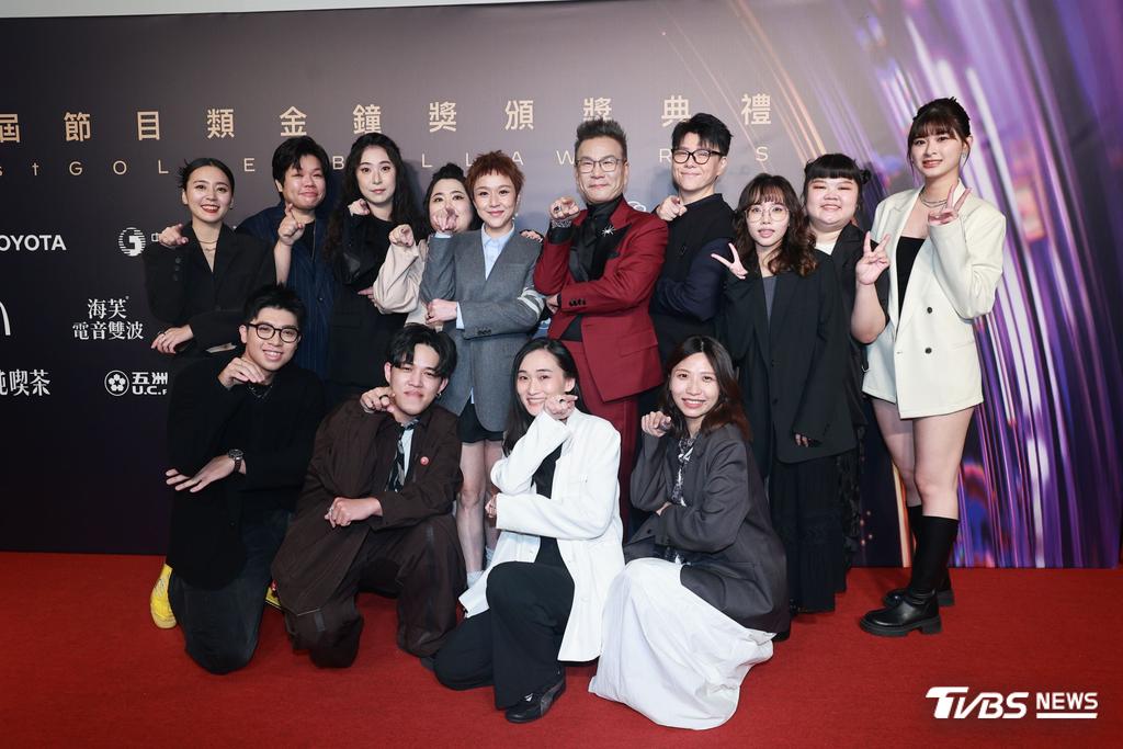 沈玉琳和製作團隊一起踏上紅毯。（圖／TVBS）