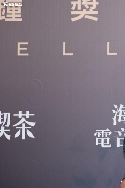 金鐘61/大霈開高衩曬美腿!入圍常客「雞皮疙瘩全起」吐心聲:這條路走5年了