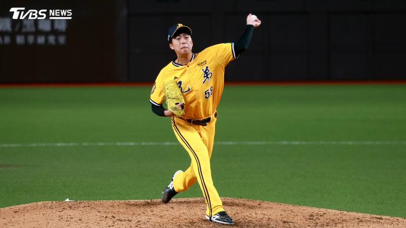 台灣大賽G6兄弟派勝騎士先發,味全龍由梅賽鍶應戰。(圖/華子琛攝)